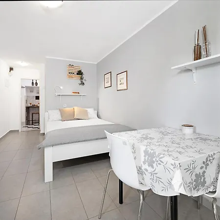 Apartamento Valkane Private Garden Pula