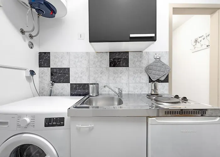 Valkane Private Garden Пула